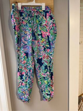 🌴 🦄 Lilly Pulitzer, Floral Vibrant Lounge Pants -🦄 EUC, size L